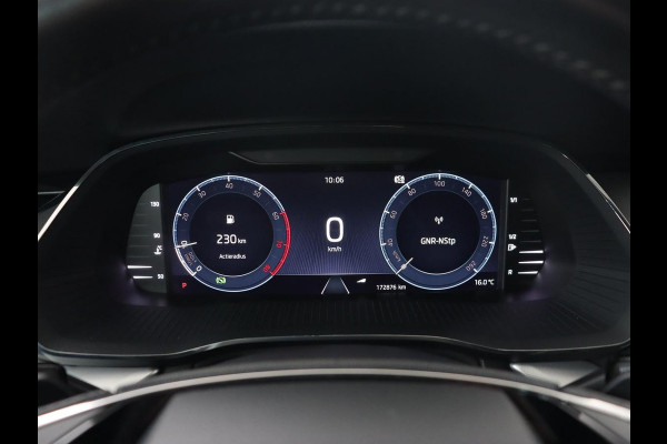 Škoda Octavia 1.0 e-TSI Sport | Trekhaak | Carplay | Navigatie | Sportstoelen | Full LED | 18'' | Parkeerhulp | Sfeerverlichting | Cruise control | Climate control | Bluetooth