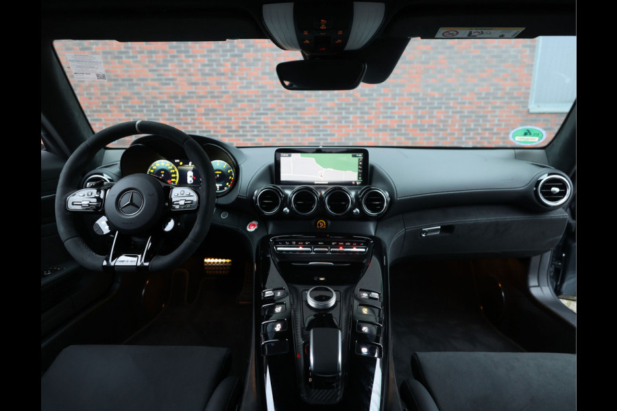 Mercedes-Benz AMG GT 4.0 R Pro | Selenit - Camera