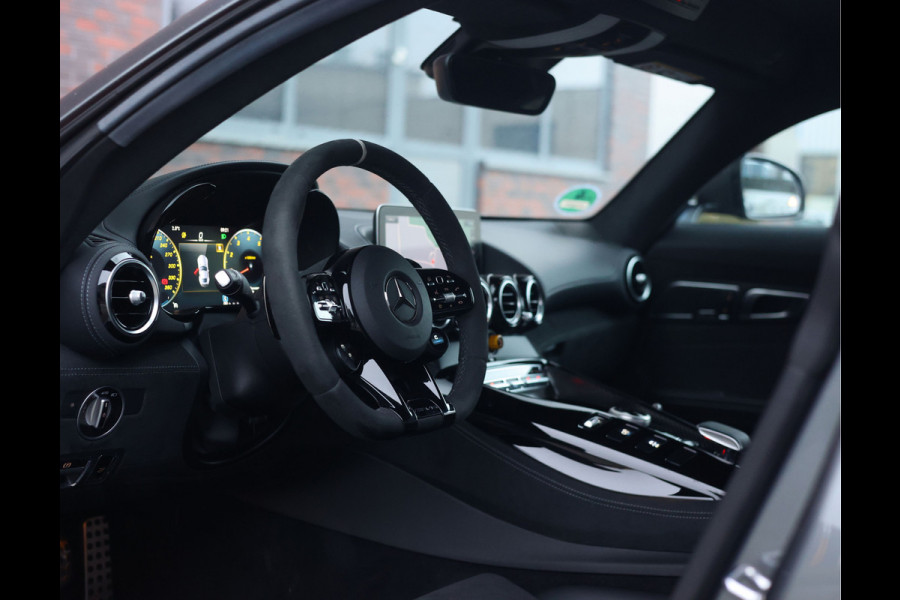 Mercedes-Benz AMG GT 4.0 R Pro | Selenit - Camera