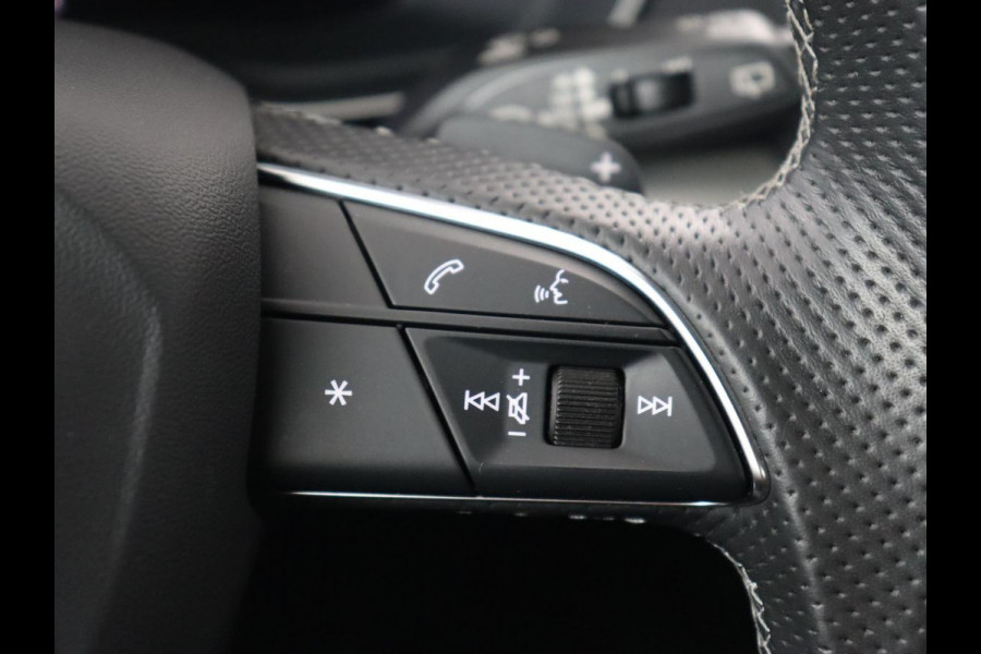Audi Q5 Sportback 55 TFSIe S edition | Panoramadak | Bang & Olufsen | Stoelverwarming | Adaptive cruise | Luchtvering | Matrix LED | 21'' | Carplay | Half leder | Navigatie | Camera | PHEV | Plug In