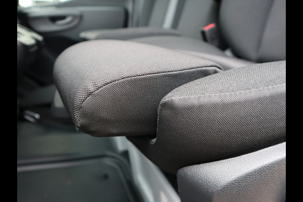 Mercedes-Benz eSprinter 314 Accu 113 kWh WLPT 445 KM - Snelladen - L3H2 Maxi - Trekhaak