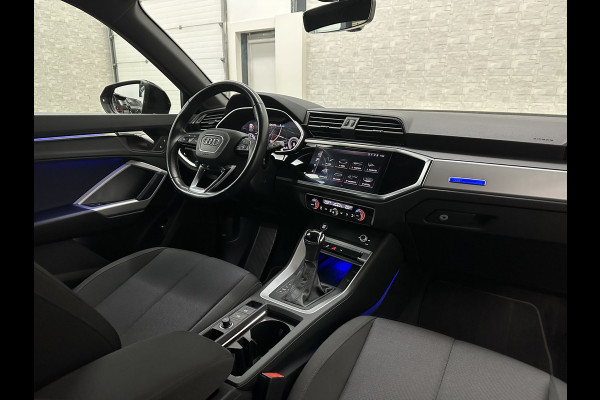 Audi Q3 Sportback 35 TFSI S-Line Sportpack | Sfeerverlichting | Keyless-Entry | Full-LED | Black-Optic | Audi-Sound | Carplay | Virtual-Cockpit | Climate-Control | Draadloos Laden | Dodehoek | Lane Assist | Autom. Achterklep | Bovag garantie.