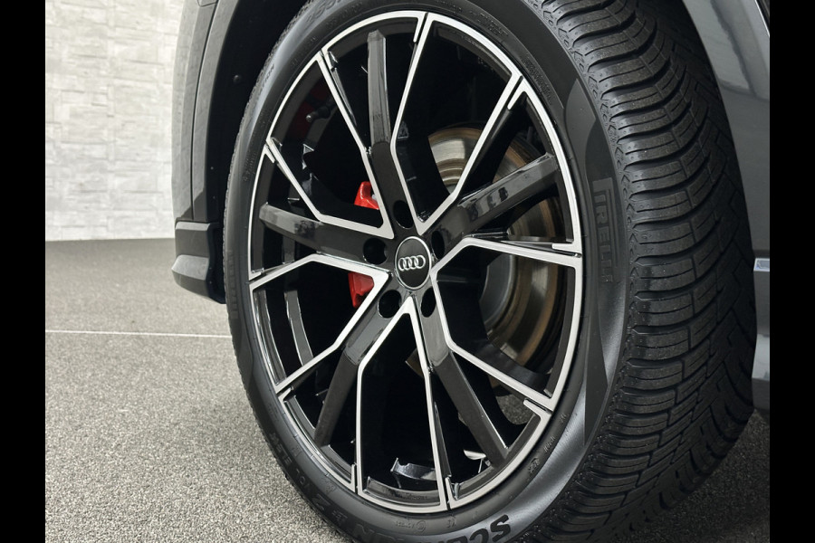 Audi Q3 Sportback 35 TFSI S-Line Sportpack | Sfeerverlichting | Keyless-Entry | Full-LED | Black-Optic | Audi-Sound | Carplay | Virtual-Cockpit | Climate-Control | Draadloos Laden | Dodehoek | Lane Assist | Autom. Achterklep | Bovag garantie.