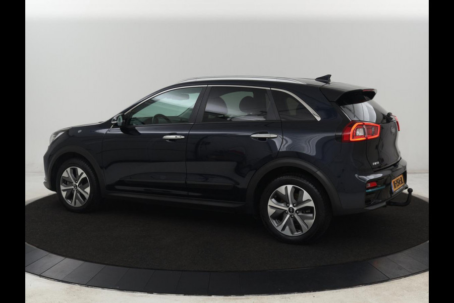 Kia e-Niro ExecutiveLine 64 kWh | Leder | Stoelventilatie | Adaptive cruise | Camera | Warmtepomp | Trekhaak | Achterbankverwarming | Carplay | Full LED | Keyless | Navigatie | JBL Sound