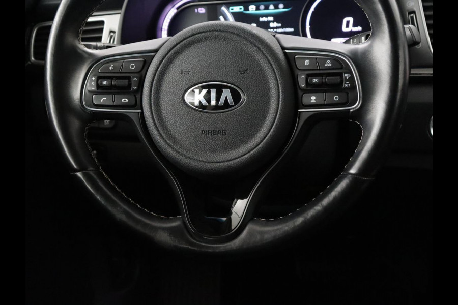 Kia e-Niro ExecutiveLine 64 kWh | Leder | Stoelventilatie | Adaptive cruise | Camera | Warmtepomp | Trekhaak | Achterbankverwarming | Carplay | Full LED | Keyless | Navigatie | JBL Sound