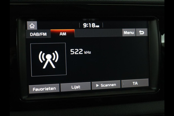 Kia e-Niro ExecutiveLine 64 kWh | Leder | Stoelventilatie | Adaptive cruise | Camera | Warmtepomp | Trekhaak | Achterbankverwarming | Carplay | Full LED | Keyless | Navigatie | JBL Sound