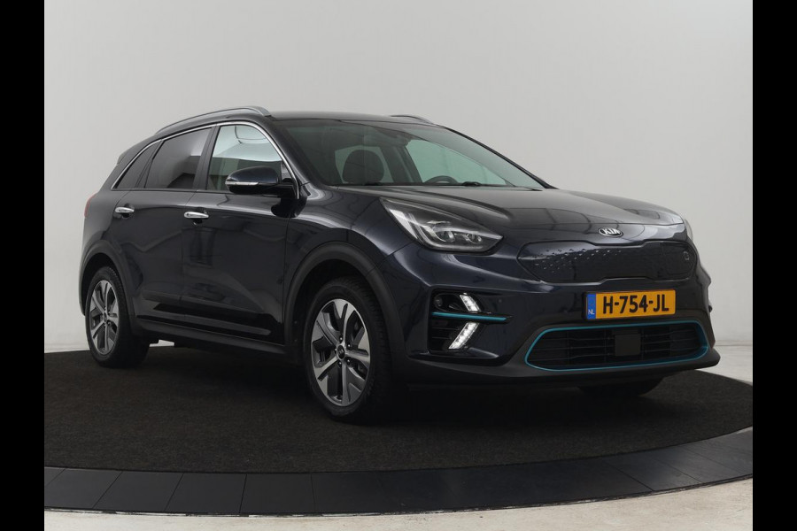 Kia e-Niro ExecutiveLine 64 kWh | Leder | Stoelventilatie | Adaptive cruise | Camera | Warmtepomp | Trekhaak | Achterbankverwarming | Carplay | Full LED | Keyless | Navigatie | JBL Sound