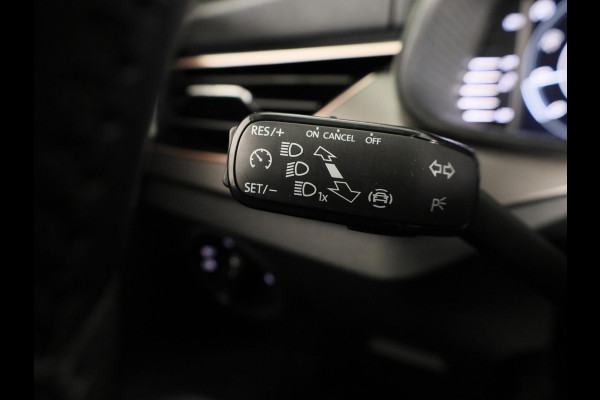 Škoda Kamiq 1.0 TSI Business Edition 110 pk Automaat (DSG) | Navigatie | Parkeersensoren | Achteruitrijcamera | Apple Carplay/Android Auto | Stoelverwarming |