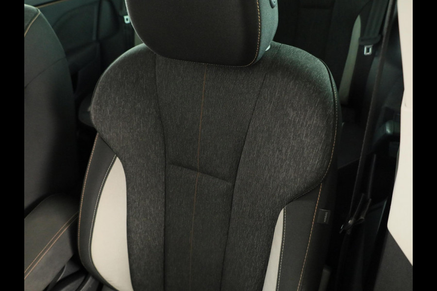 Škoda Kamiq 1.0 TSI Business Edition 110 pk Automaat (DSG) | Navigatie | Parkeersensoren | Achteruitrijcamera | Apple Carplay/Android Auto | Stoelverwarming |