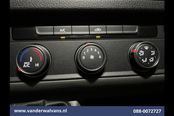 Volkswagen Crafter 2.0 TDI 140pk L4H3 L3H2 Euro6 Airco | 3000kg trekhaak | Cruisecontrol | Parkeersensoren Bijrijdersbank