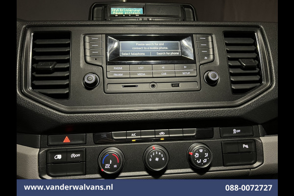 Volkswagen Crafter 2.0 TDI 140pk L4H3 L3H2 Euro6 Airco | 3000kg trekhaak | Cruisecontrol | Parkeersensoren Bijrijdersbank