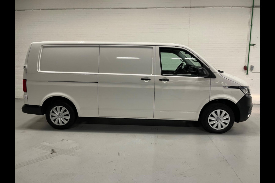 Volkswagen Transporter Automaat Servicewagen 2.0 TDI 150pk L2H1 3Persoons, Sortimo Inrichting, Airco, Navigatie, RIJKLAARPRIJS!