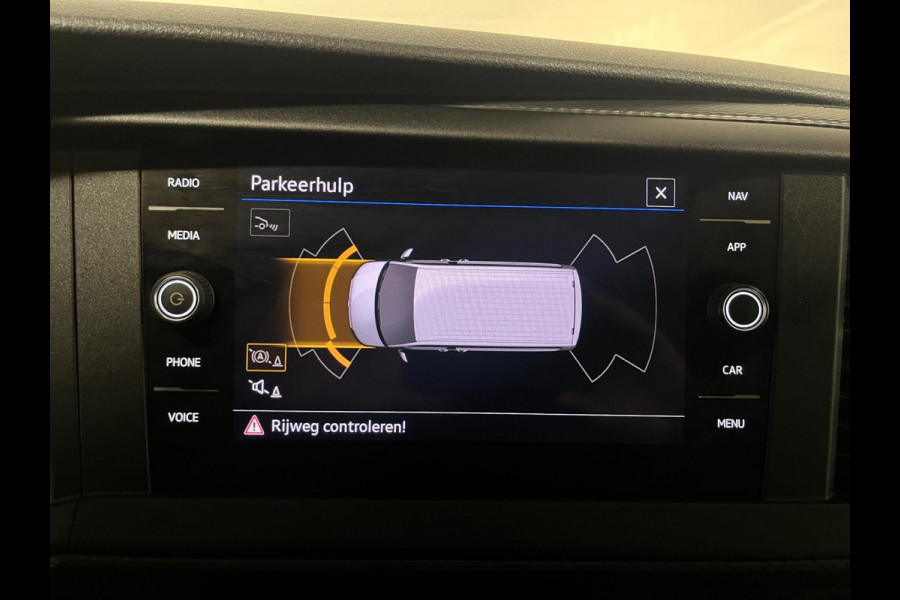 Volkswagen Transporter Automaat Servicewagen 2.0 TDI 150pk L2H1 3Persoons, Sortimo Inrichting, Airco, Navigatie, RIJKLAARPRIJS!