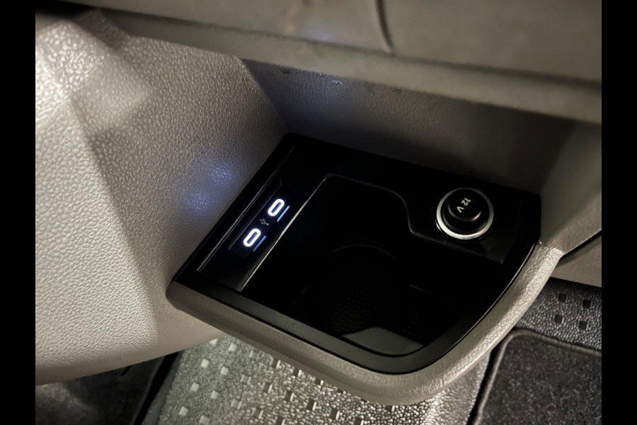 Volkswagen Transporter Automaat Servicewagen 2.0 TDI 150pk L2H1 3Persoons, Sortimo Inrichting, Airco, Navigatie, RIJKLAARPRIJS!