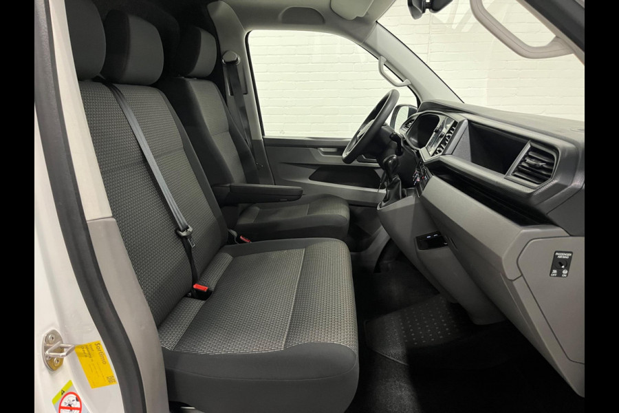 Volkswagen Transporter Automaat Servicewagen 2.0 TDI 150pk L2H1 3Persoons, Sortimo Inrichting, Airco, Navigatie, RIJKLAARPRIJS!