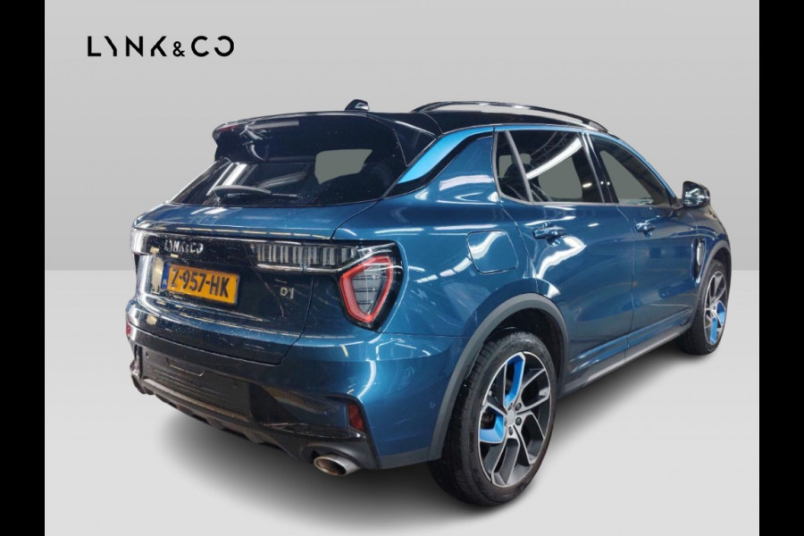 Lynk & Co 01 1.5 262pk PHEV Trekhaak(1800kg) 360°Cam DAB Zwarte hemel