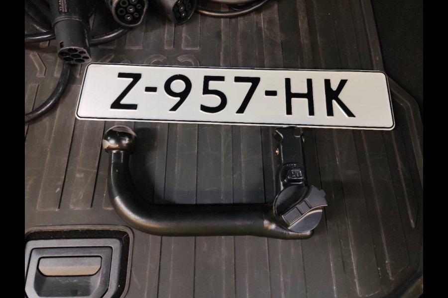 Lynk & Co 01 1.5 262pk PHEV Trekhaak(1800kg) 360°Cam DAB Zwarte hemel