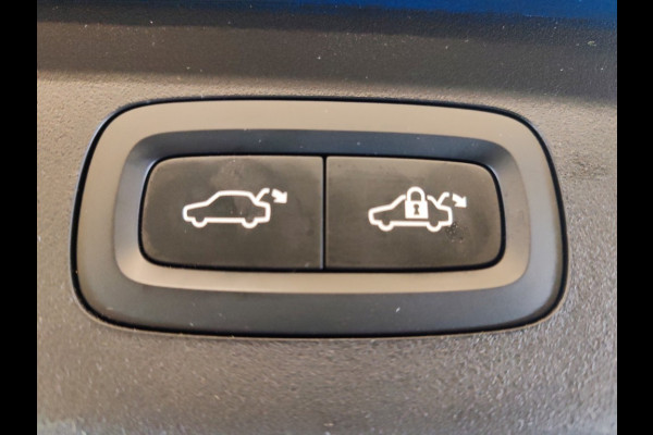 Lynk & Co 01 1.5 262pk PHEV Trekhaak(1800kg) 360°Cam DAB Zwarte hemel