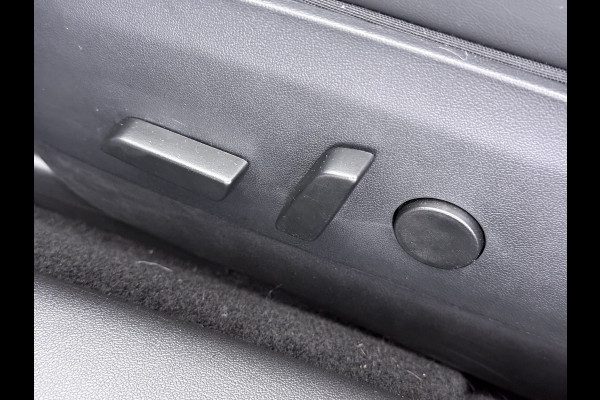 Tesla Model 3 RWD SR plus 325PK SOH 93% Lmv 18" AutoPilot FSD Leder Panoramadak Adaptive-Cruise Camera's Elektr.-Stuur+Stoelen+Spiegels+Geheug Navi LED Comfortstoelen ACC DAB Voorverwarmen interieur via App Keyless One-Pedal-Drive Origineel Nederlandse auto tot 11kw laden thuis!