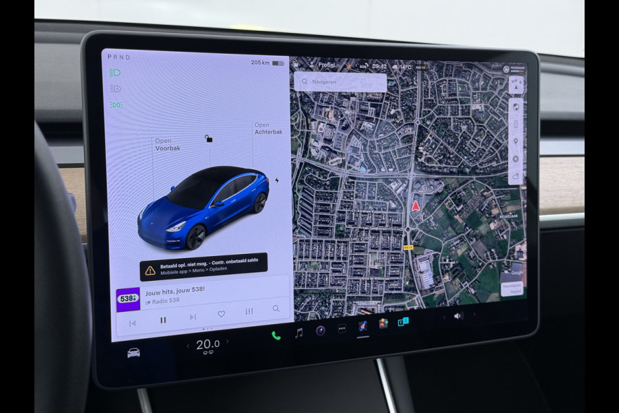 Tesla Model 3 RWD SR plus 325PK SOH 93% Lmv 18" AutoPilot FSD Leder Panoramadak Adaptive-Cruise Camera's Elektr.-Stuur+Stoelen+Spiegels+Geheug Navi LED Comfortstoelen ACC DAB Voorverwarmen interieur via App Keyless One-Pedal-Drive Origineel Nederlandse auto tot 11kw laden thuis!