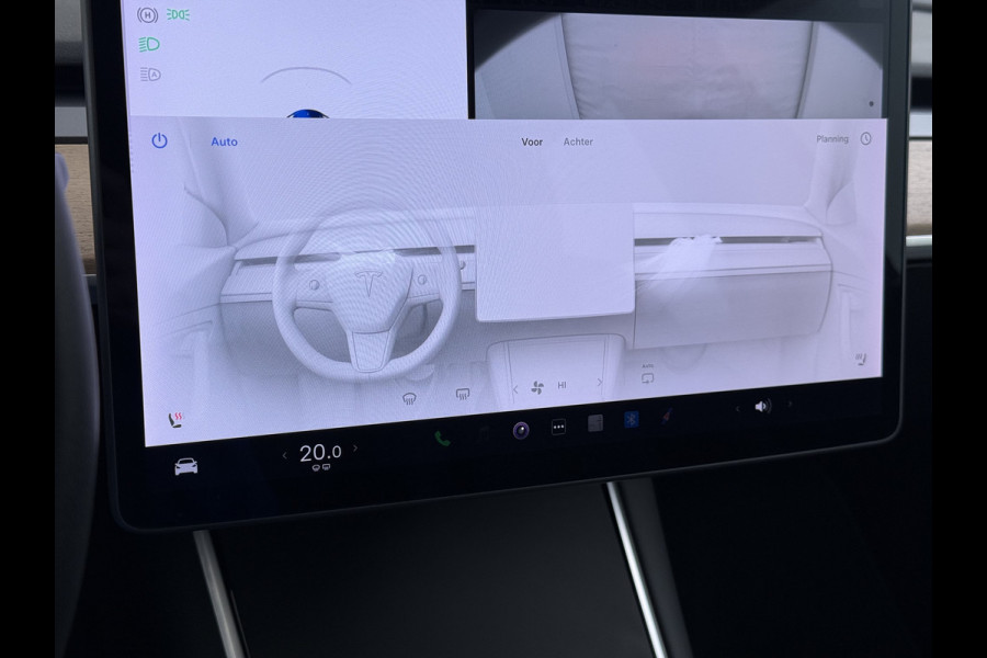 Tesla Model 3 RWD SR plus 325PK SOH 93% Lmv 18" AutoPilot FSD Leder Panoramadak Adaptive-Cruise Camera's Elektr.-Stuur+Stoelen+Spiegels+Geheug Navi LED Comfortstoelen ACC DAB Voorverwarmen interieur via App Keyless One-Pedal-Drive Origineel Nederlandse auto tot 11kw laden thuis!