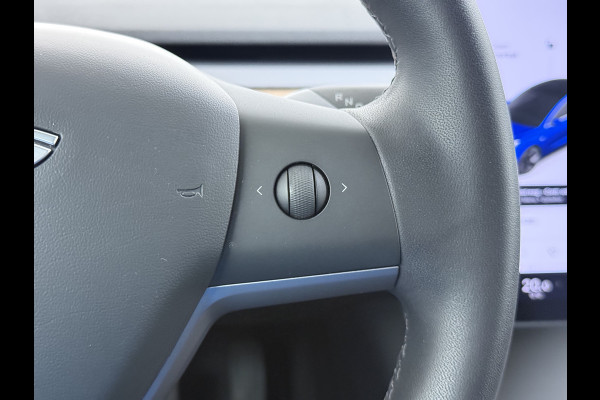 Tesla Model 3 RWD SR plus 325PK SOH 93% Lmv 18" AutoPilot FSD Leder Panoramadak Adaptive-Cruise Camera's Elektr.-Stuur+Stoelen+Spiegels+Geheug Navi LED Comfortstoelen ACC DAB Voorverwarmen interieur via App Keyless One-Pedal-Drive Origineel Nederlandse auto tot 11kw laden thuis!