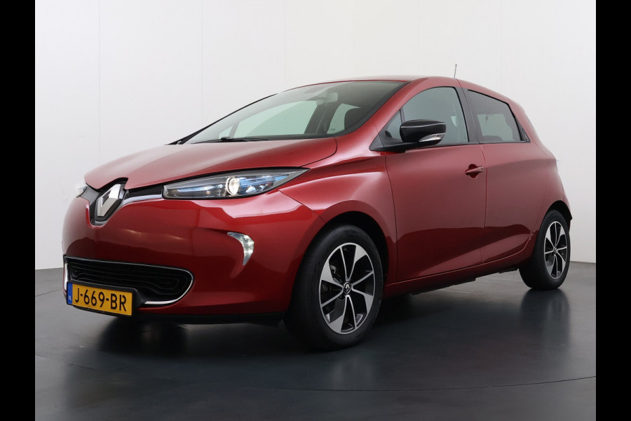 Renault ZOE R110 Limited 41kWh Huur Accu Navi Ecc Apple Carplay/Android Auto Cruise Control Pdc Lmv 16" Bluetooth Privacy Glas Keyless Led