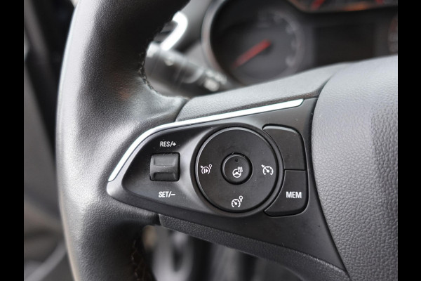 Opel Crossland 1.2 Turbo 130pk Automaat. Elegance | Navigatie | Apple Carplay/Android Auto | Camera | Parkeersensoren | Cruise Control | Stoel- en Stuurverwarming | Keyless Entry | Climate Control | Getinte ramen