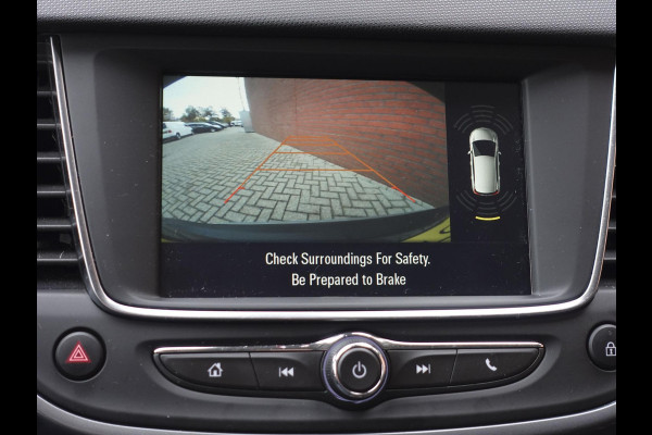 Opel Crossland 1.2 Turbo 130pk Automaat. Elegance | Navigatie | Apple Carplay/Android Auto | Camera | Parkeersensoren | Cruise Control | Stoel- en Stuurverwarming | Keyless Entry | Climate Control | Getinte ramen