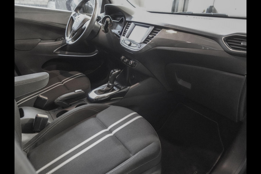 Opel Crossland 1.2 Turbo 130pk Automaat. Elegance | Navigatie | Apple Carplay/Android Auto | Camera | Parkeersensoren | Cruise Control | Stoel- en Stuurverwarming | Keyless Entry | Climate Control | Getinte ramen