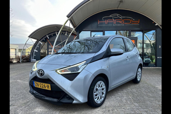 Toyota Aygo 1.0 VVT-i x-play Apple Carplay Camera NW Model