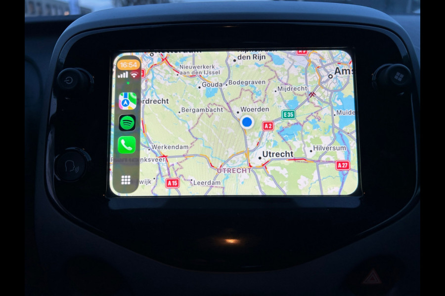 Toyota Aygo 1.0 VVT-i x-play Apple Carplay Camera NW Model