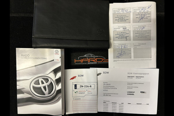 Toyota Aygo 1.0 VVT-i x-play Apple Carplay Camera NW Model