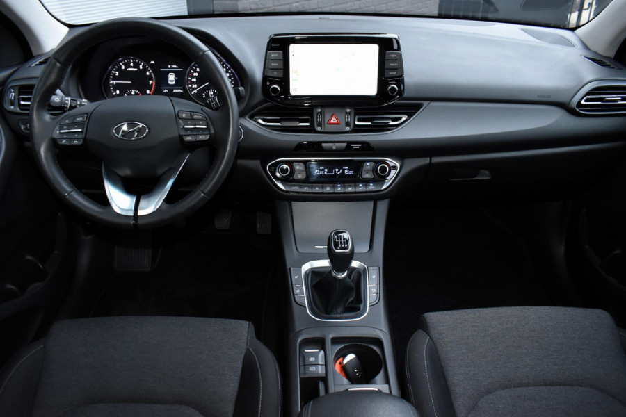 Hyundai i30 1.0 T-GDi MHEV 120PK Comfort | Camera | Carplay | PDC | Stoel- & Stuurverw. | Incl. garantie