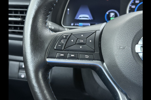 Nissan Leaf Tekna 40kWh Leer Bose®-Hifi Apple Carplay Android Auto Adap.Cruise 360°Camera Navi Ecc Stoel+Stuurverwarming Keyless DAB Dodehoek detector Rijstrooksensor Uitparkeer waarschuwing Verkeersbord detectie Bluetooth Privacy Glas Lmv 17" SOH 87.7% Origineel Nederlandse Auto incl. onderhoudshistorie
