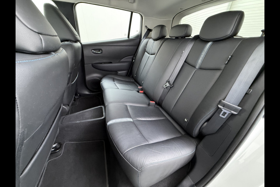 Nissan Leaf Tekna 40kWh Leer Bose®-Hifi Apple Carplay Android Auto Adap.Cruise 360°Camera Navi Ecc Stoel+Stuurverwarming Keyless DAB Dodehoek detector Rijstrooksensor Uitparkeer waarschuwing Verkeersbord detectie Bluetooth Privacy Glas Lmv 17" SOH 87.7% Origineel Nederlandse Auto incl. onderhoudshistorie
