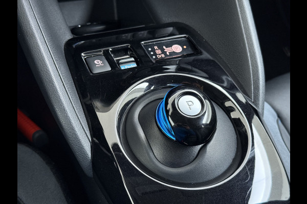 Nissan Leaf Tekna 40kWh Leer Bose®-Hifi Apple Carplay Android Auto Adap.Cruise 360°Camera Navi Ecc Stoel+Stuurverwarming Keyless DAB Dodehoek detector Rijstrooksensor Uitparkeer waarschuwing Verkeersbord detectie Bluetooth Privacy Glas Lmv 17" SOH 87.7% Origineel Nederlandse Auto incl. onderhoudshistorie
