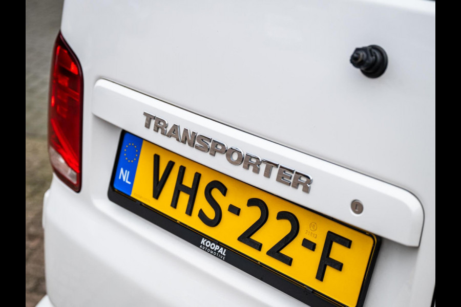Volkswagen Transporter 2.0 TDI L2H1 | Trekhaak | Cruise | Carplay | Navi
