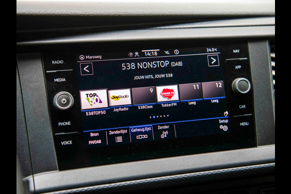 Volkswagen Transporter 2.0 TDI L2H1 | Trekhaak | Cruise | Carplay | Navi