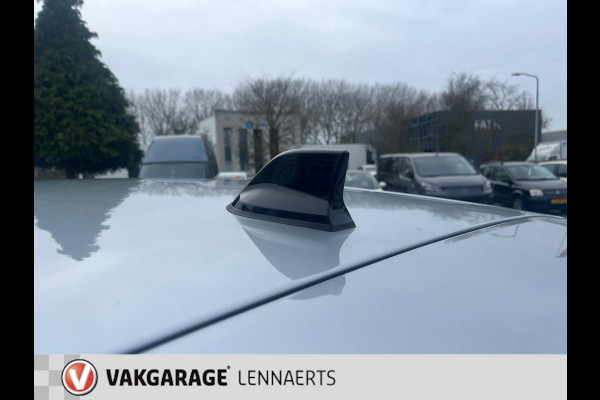 Renault Captur 1.6 E-Tech Hybrid 145 Intens AUTOMAAT (BOVAG/RIJKLAARPRIJS)