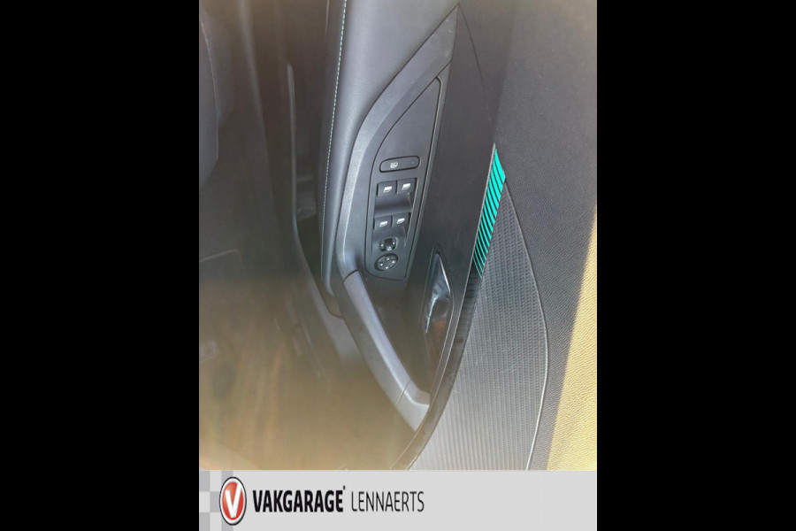 Peugeot 2008 1.2 PureTech Allure (RIJKLAARPRIJS/BOVAG)