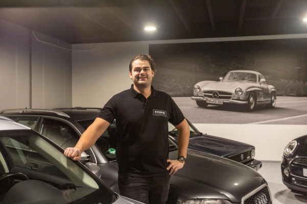 BMW 5 Serie Touring 520i M-sport High Executive Edition | Harman Kardon | Pano | BTW | Dealer onderhouden