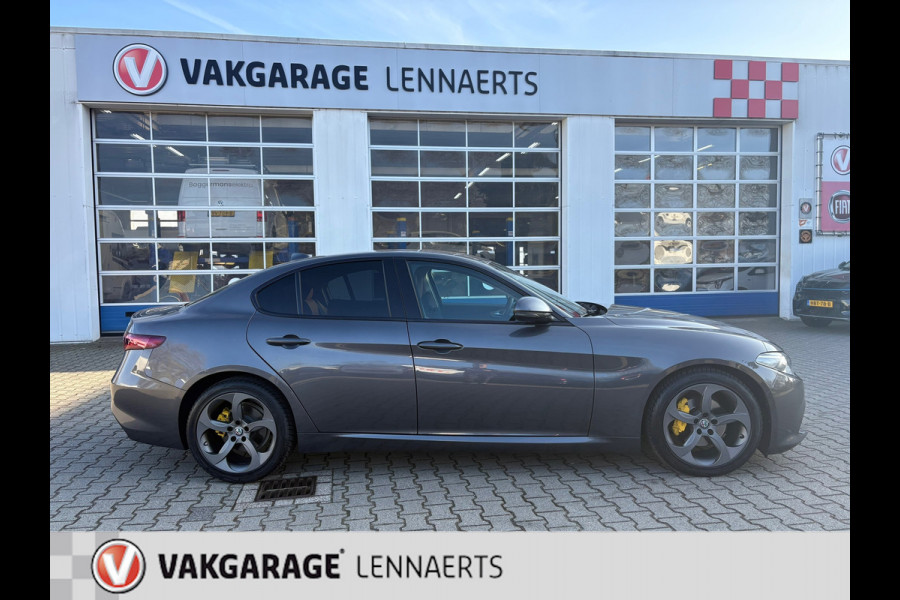 Alfa Romeo Giulia 2.0T Super AUTOMAAT 320PK CARPLAY etc (RIJKLAARPRIJS/BOVAG)