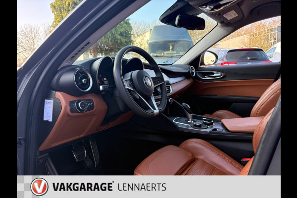 Alfa Romeo Giulia 2.0T Super AUTOMAAT 320PK CARPLAY etc (RIJKLAARPRIJS/BOVAG)
