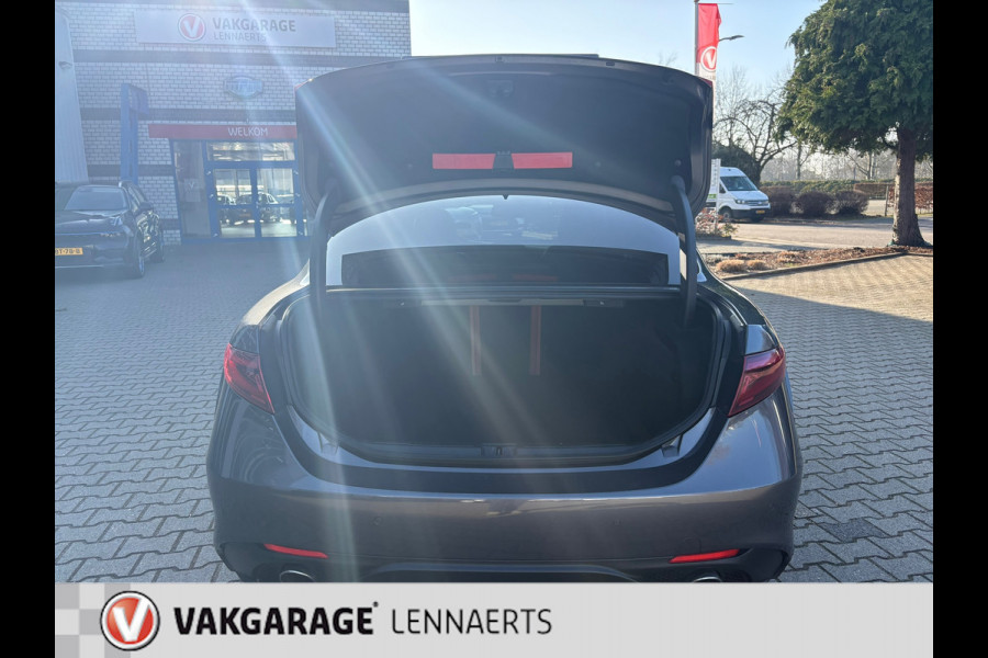 Alfa Romeo Giulia 2.0T Super AUTOMAAT 320PK CARPLAY etc (RIJKLAARPRIJS/BOVAG)