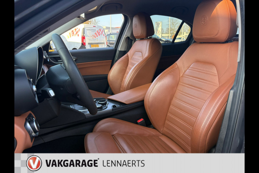 Alfa Romeo Giulia 2.0T Super AUTOMAAT 320PK CARPLAY etc (RIJKLAARPRIJS/BOVAG)