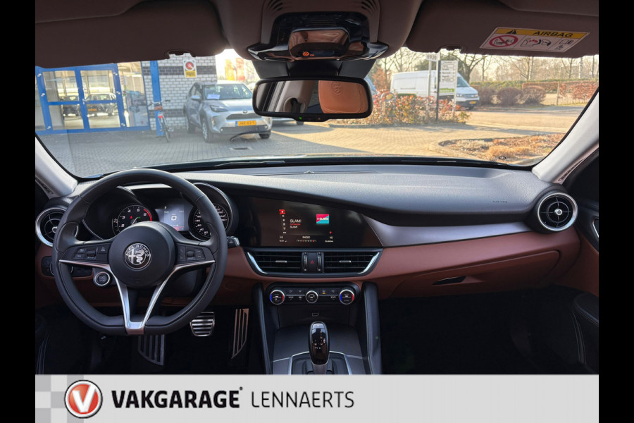 Alfa Romeo Giulia 2.0T Super AUTOMAAT 320PK CARPLAY etc (RIJKLAARPRIJS/BOVAG)