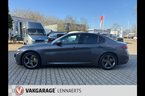 Alfa Romeo Giulia 2.0T Super AUTOMAAT 320PK CARPLAY etc (RIJKLAARPRIJS/BOVAG)