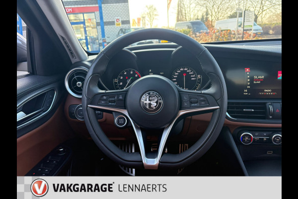 Alfa Romeo Giulia 2.0T Super AUTOMAAT 320PK CARPLAY etc (RIJKLAARPRIJS/BOVAG)