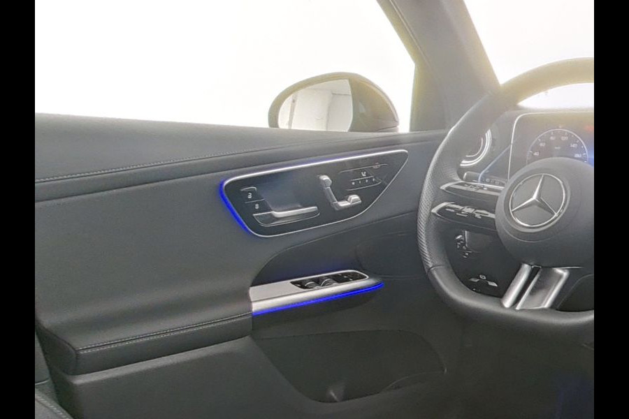 Mercedes-Benz GLC 300 e 4MATIC AMG Plug-In Hybride AMG Line | Night Pakket | Trekhaak | Panorama Schuif-Kanteldak | Offroad-Techniek Pakket | Distronic. Inclusief 24 maanden MB Certified garantie voor Europa.